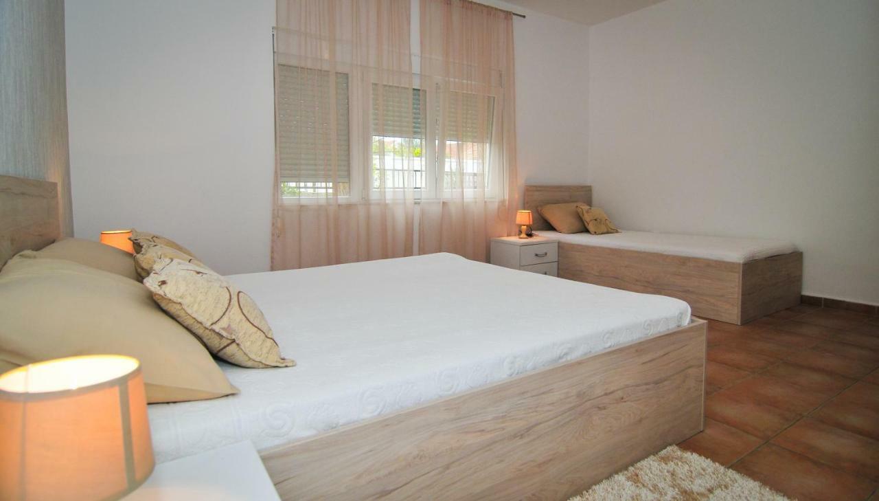 Apartments Pean Tivat Kültér fotó