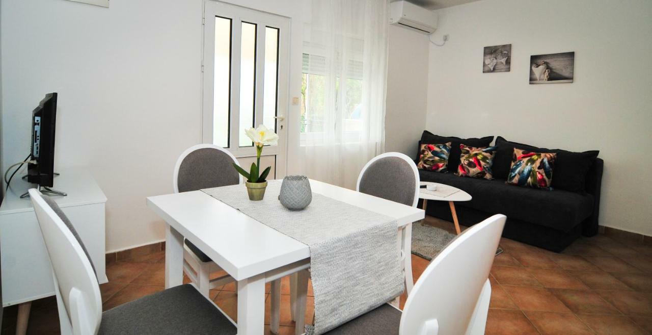 Apartments Pean Tivat Kültér fotó